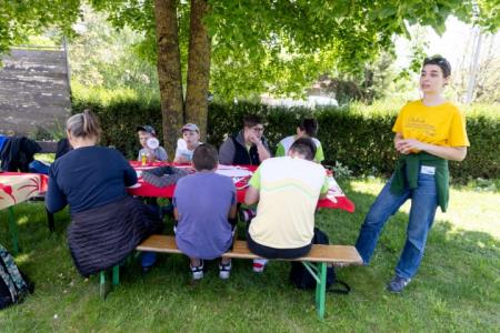 PIVKA DRŽAVNO TEKMOVANJE MLADIH ČEBELARJEV 11.5.2024 - Valter Leban-0323 (Small)